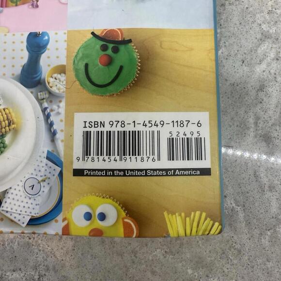 Big Book Kid’s Birthday Cakes. hardcover - Picture 11 of 11